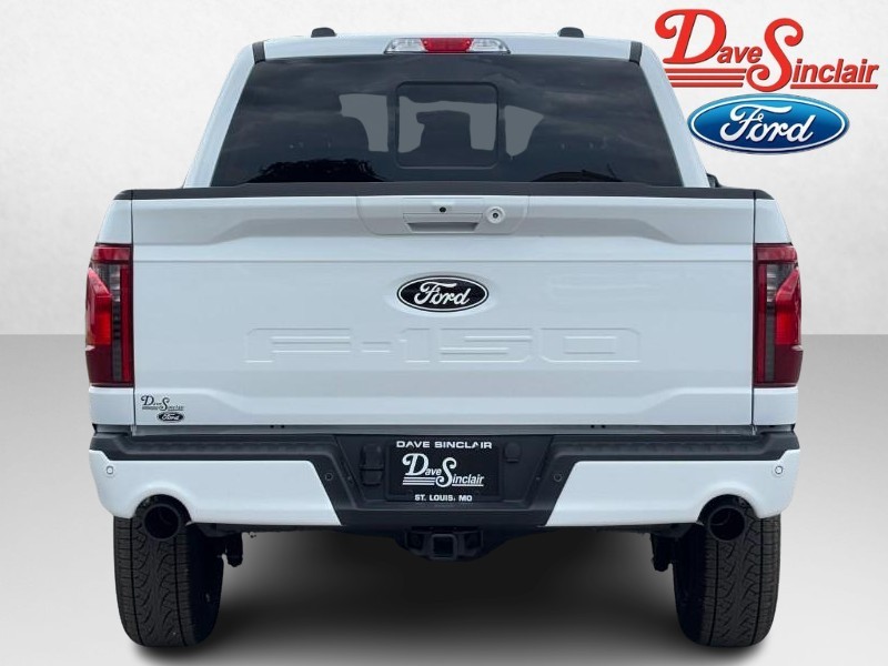 Ford F-150 Vehicle Full-screen Gallery Image 08