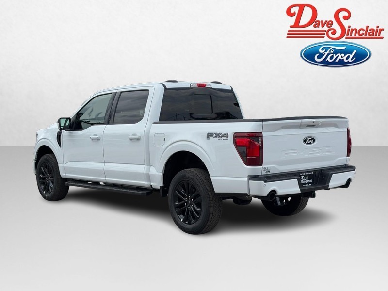 Ford F-150 Vehicle Full-screen Gallery Image 09