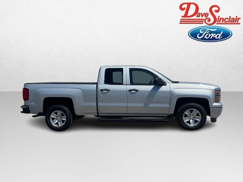Chevrolet Silverado 1500 Vehicle Full-screen Gallery Image 04