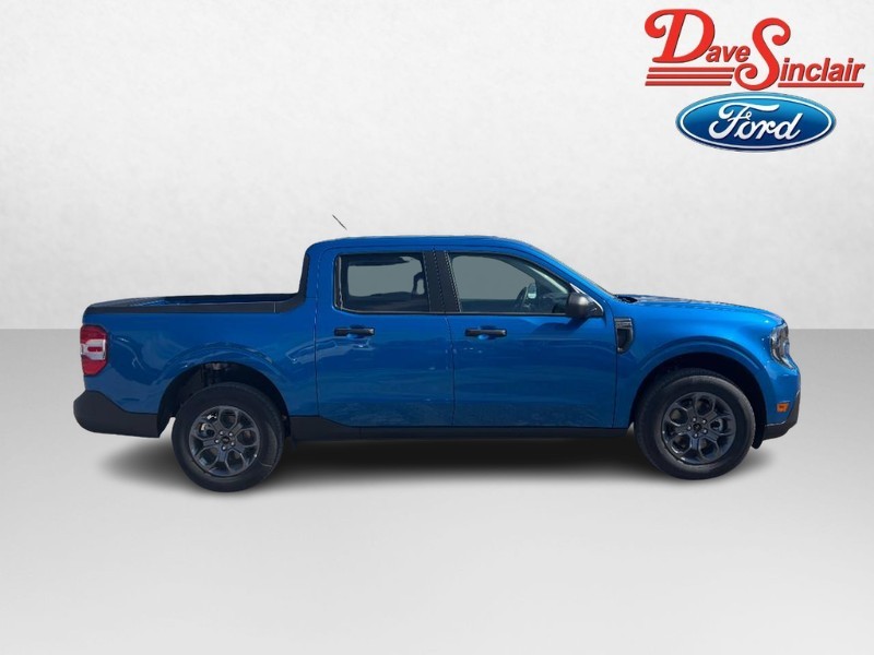 Ford Maverick Vehicle Full-screen Gallery Image 05