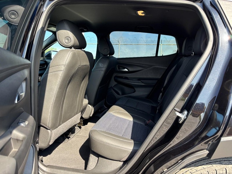 Buick Envista Vehicle Image 13