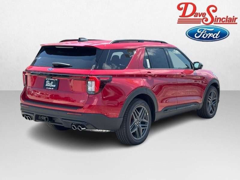 Ford Explorer Vehicle Image 07