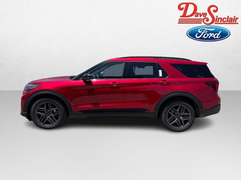 Ford Explorer Vehicle Image 10