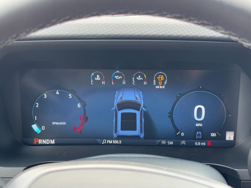 Ford F-150 Vehicle Full-screen Gallery Image 19