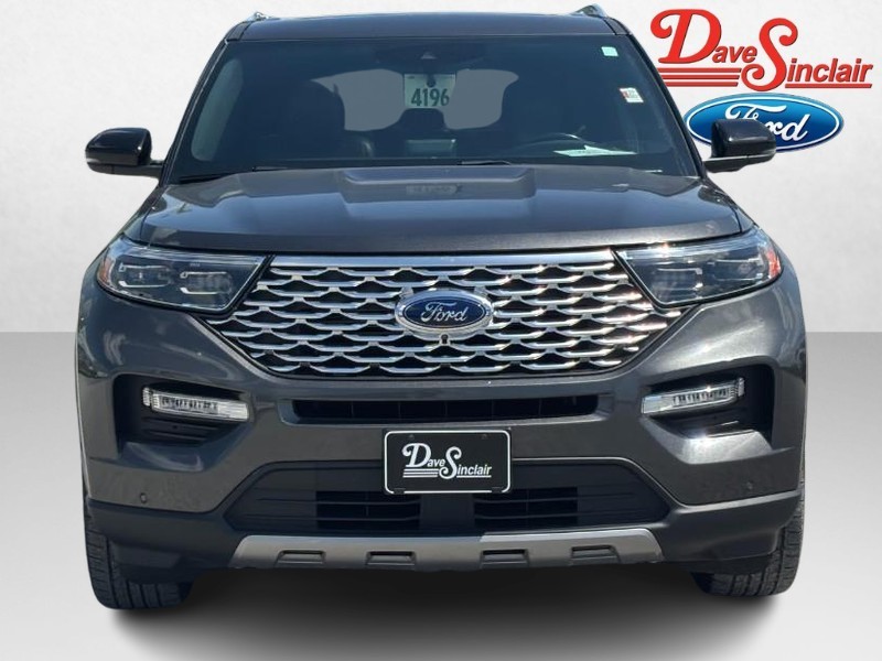 Ford Explorer Vehicle Full-screen Gallery Image 02