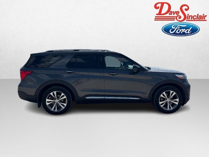 Ford Explorer Vehicle Full-screen Gallery Image 05