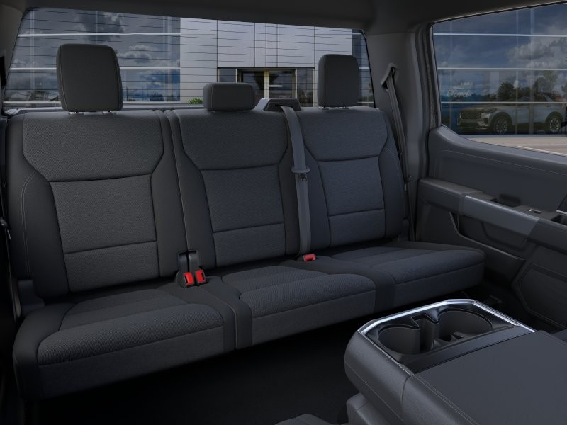 Ford F-150 Vehicle Full-screen Gallery Image 13