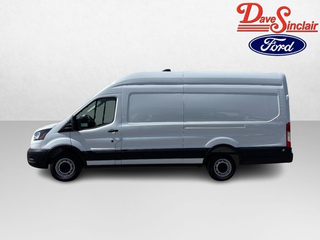 2026 Ford Transit Cargo Van T-250 148" EL Hi Rf 9150 GVWR RWD thumbnail image 08