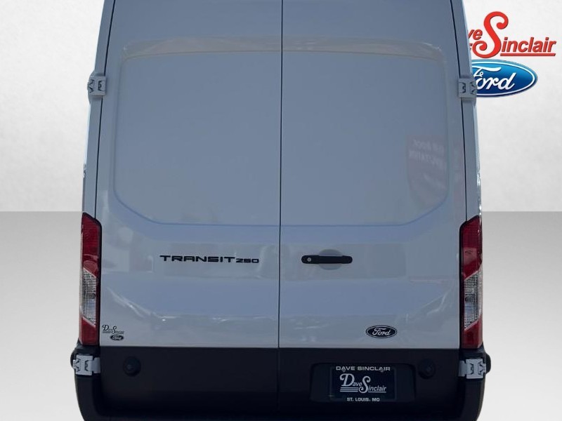 Ford Transit Cargo Van Vehicle Full-screen Gallery Image 08