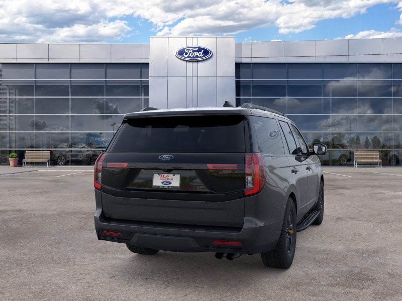 Ford Expedition Vehicle Full-screen Gallery Image 10