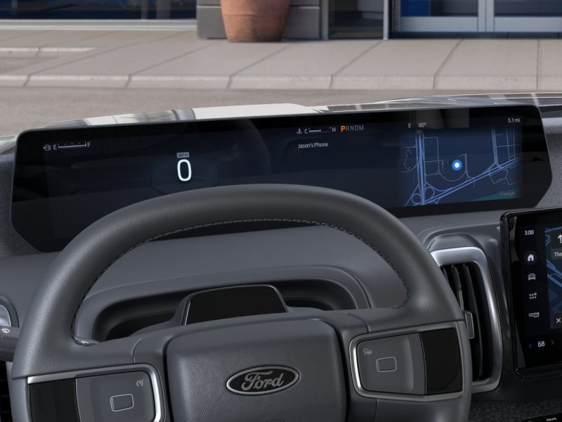 Ford Expedition Vehicle Full-screen Gallery Image 15