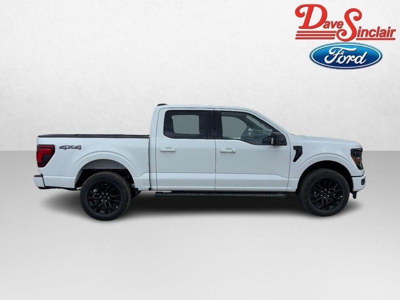 Ford F-150 Vehicle Full-screen Gallery Image 05
