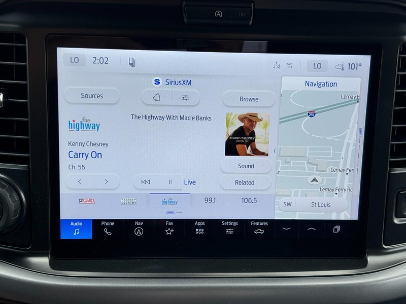 Ford F-150 Vehicle Full-screen Gallery Image 21