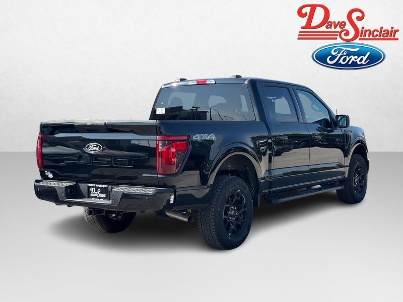 Ford F-150 Vehicle Full-screen Gallery Image 07