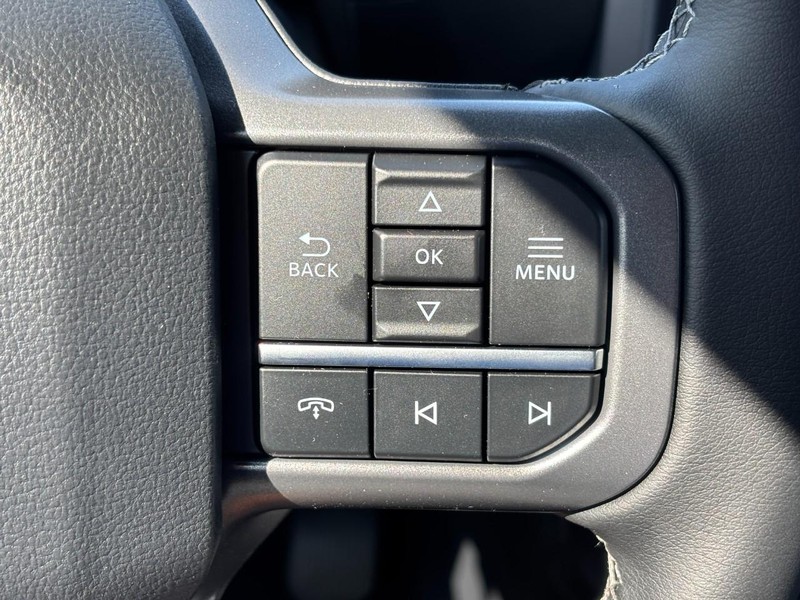 Ford F-150 Vehicle Full-screen Gallery Image 20
