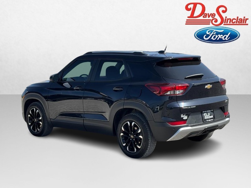 Chevrolet TrailBlazer Vehicle Image 09