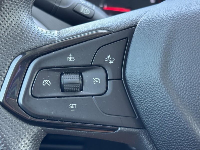 Chevrolet TrailBlazer Vehicle Image 19