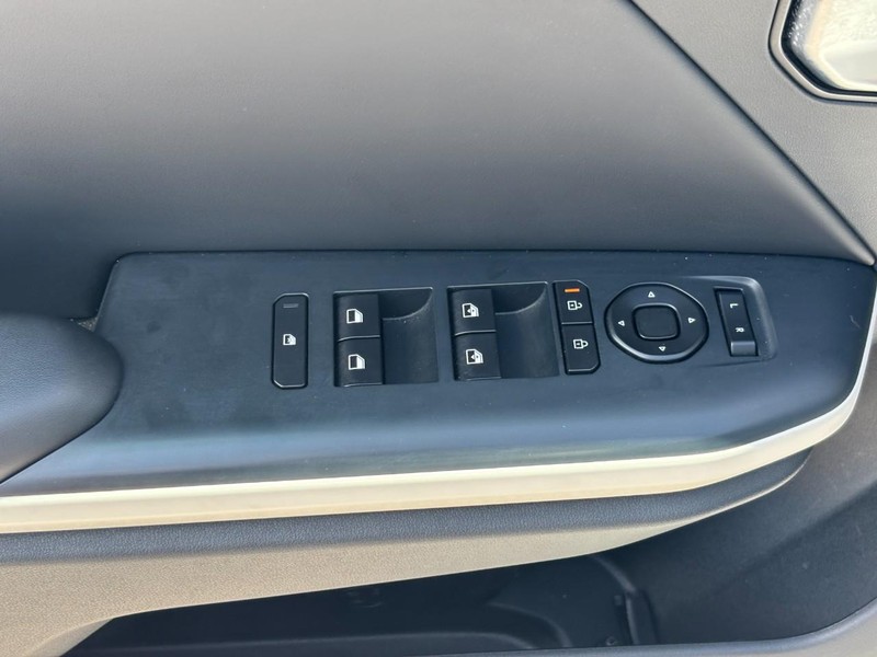 Kia K4 Vehicle Image 19
