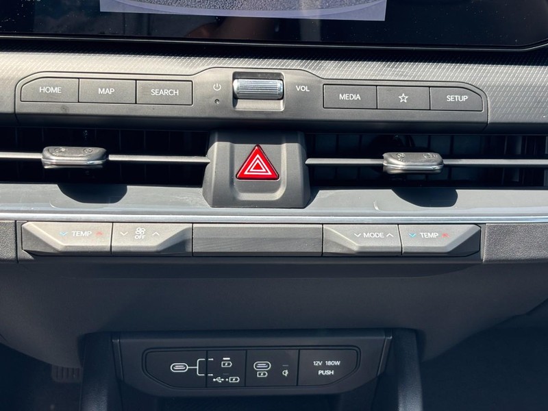 Kia K4 Vehicle Image 26