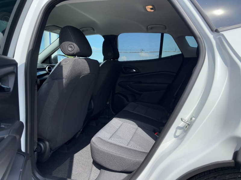Chevrolet Trax Vehicle Full-screen Gallery Image 10