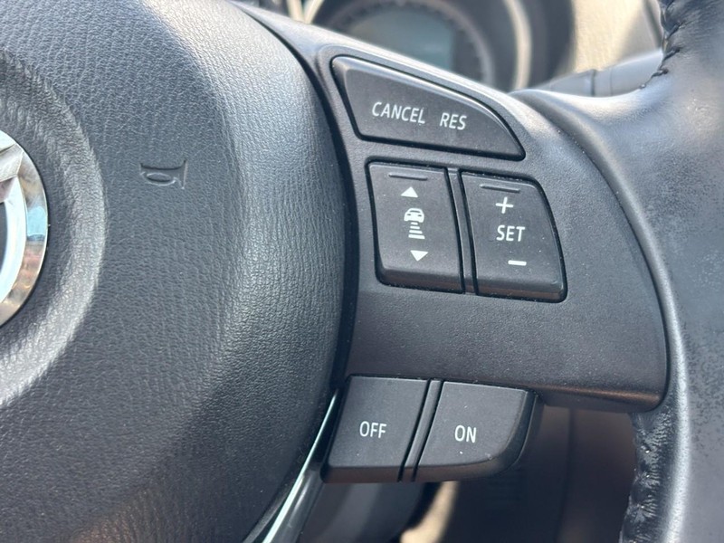 Mazda MAZDA6 Vehicle Full-screen Gallery Image 20