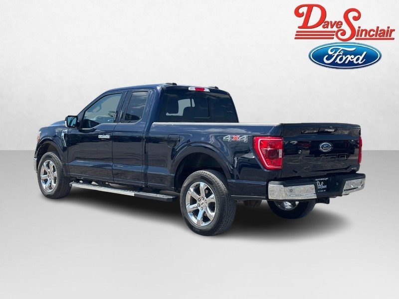 Ford F-150 Vehicle Full-screen Gallery Image 09