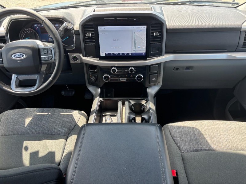 Ford F-150 Vehicle Full-screen Gallery Image 14