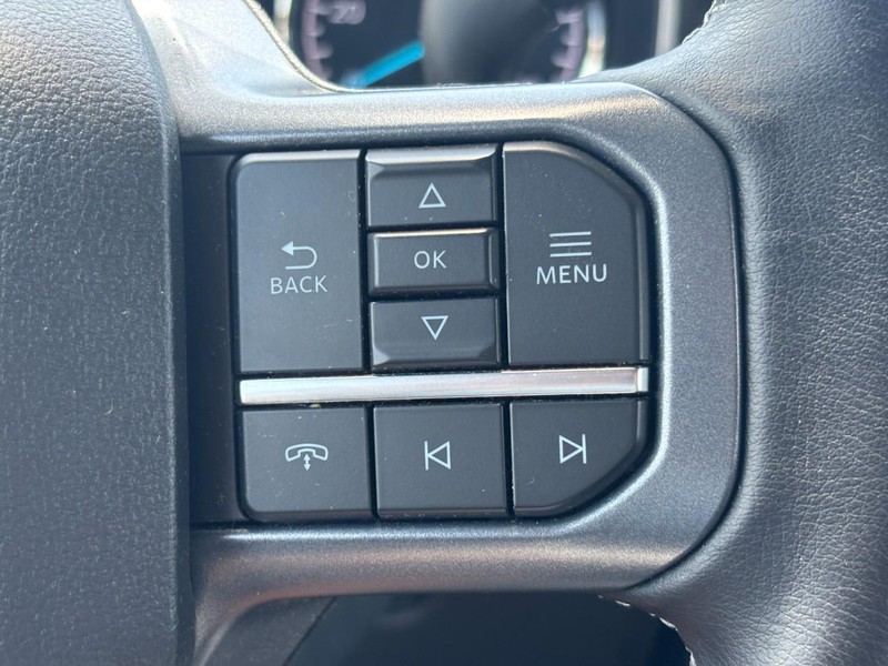 Ford F-150 Vehicle Full-screen Gallery Image 19