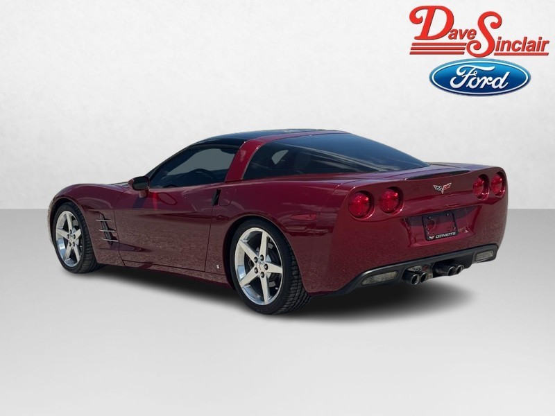 Chevrolet Corvette Vehicle Image 09