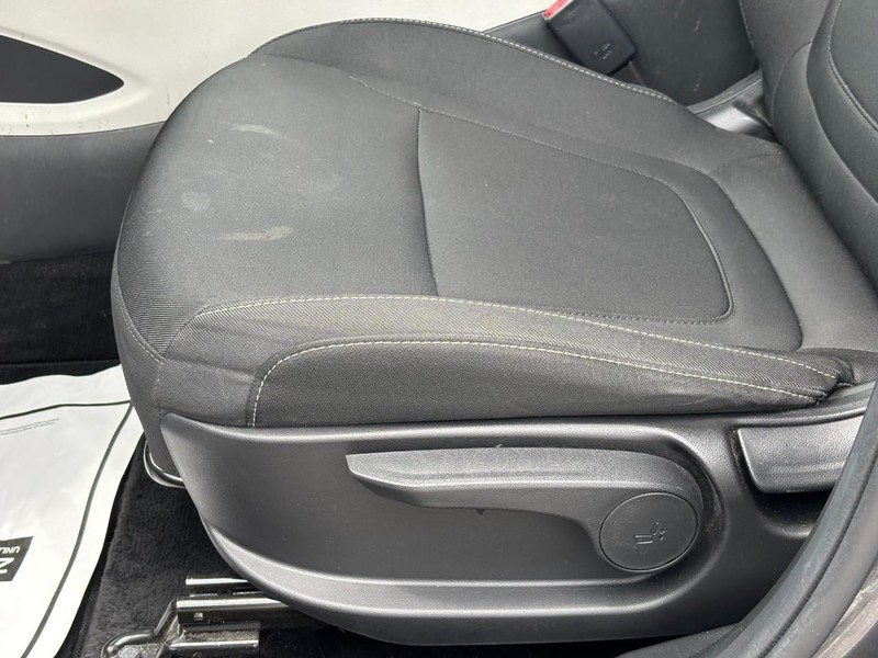 Hyundai Tucson Vehicle Image 16
