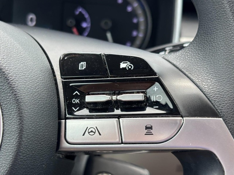 Hyundai Tucson Vehicle Image 19
