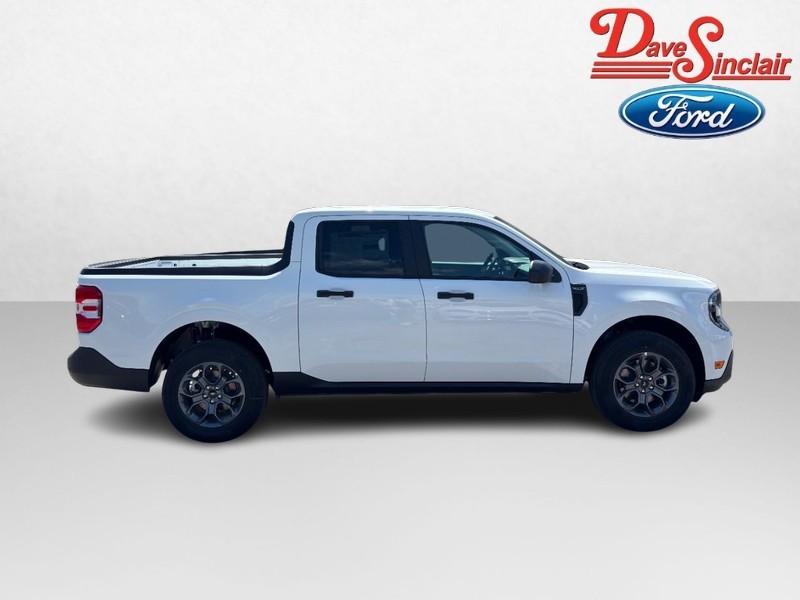 Ford Maverick Vehicle Full-screen Gallery Image 05