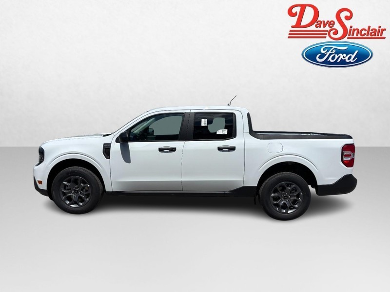 Ford Maverick Vehicle Full-screen Gallery Image 10