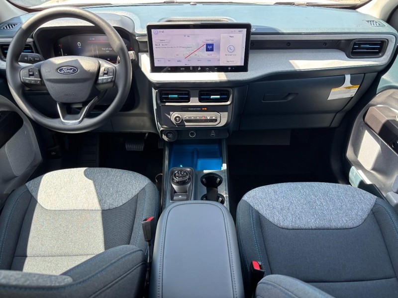 Ford Maverick Vehicle Full-screen Gallery Image 15