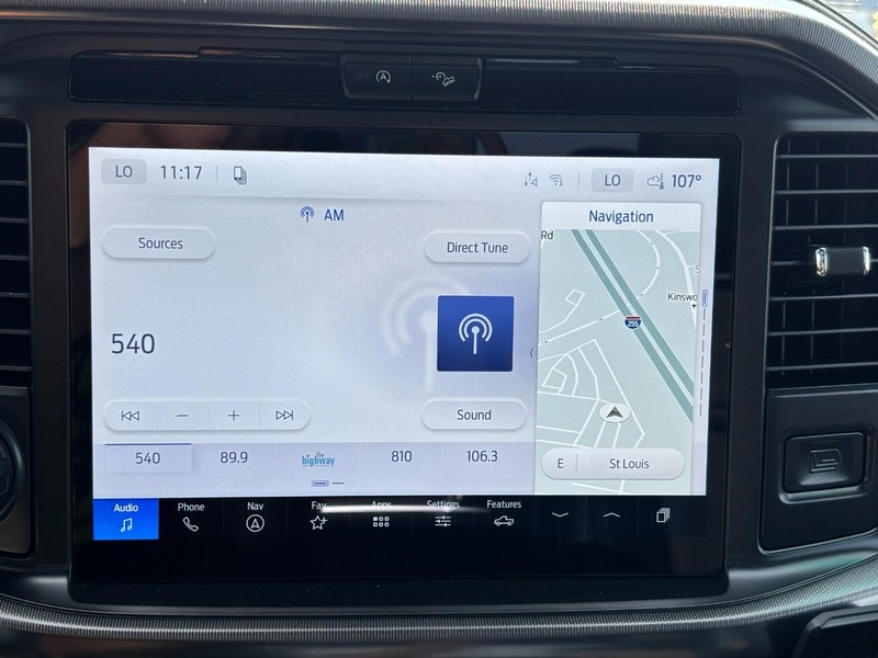 Ford F-150 Vehicle Full-screen Gallery Image 21