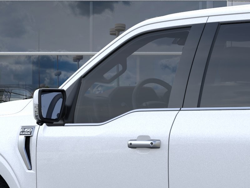 Ford F-150 Vehicle Full-screen Gallery Image 22