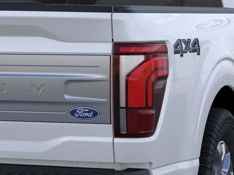 Ford F-150 Vehicle Full-screen Gallery Image 23