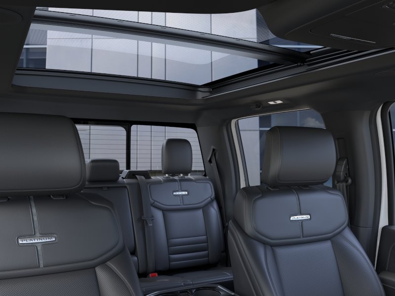 Ford F-150 Vehicle Full-screen Gallery Image 24
