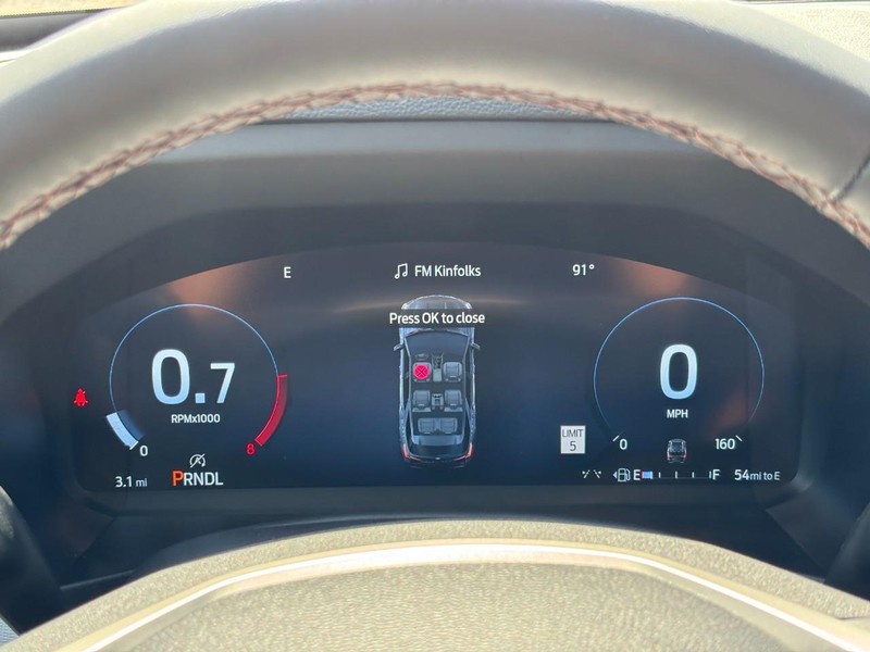 Ford Explorer Vehicle Full-screen Gallery Image 21