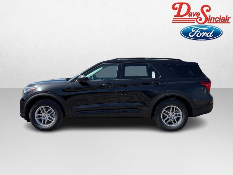 Ford Explorer Vehicle Full-screen Gallery Image 10