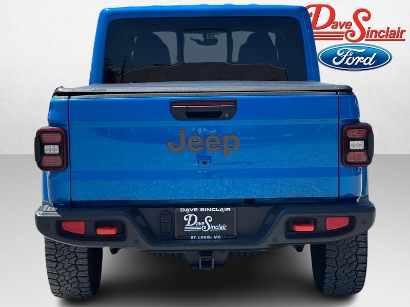Jeep Gladiator Vehicle Full-screen Gallery Image 08