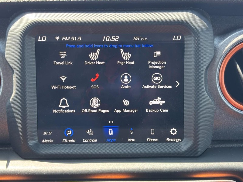 Jeep Gladiator Vehicle Full-screen Gallery Image 21
