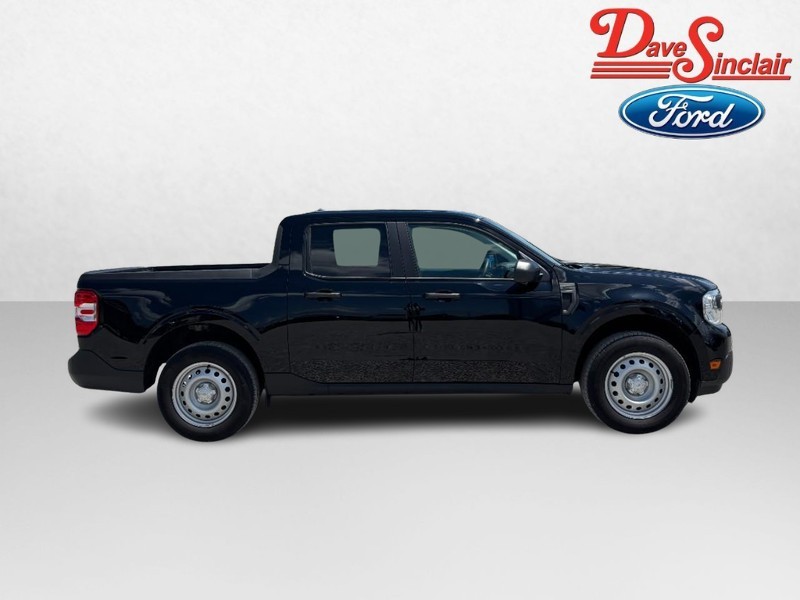 Ford Maverick Vehicle Full-screen Gallery Image 05