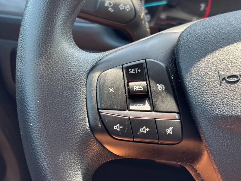 Ford Maverick Vehicle Full-screen Gallery Image 19