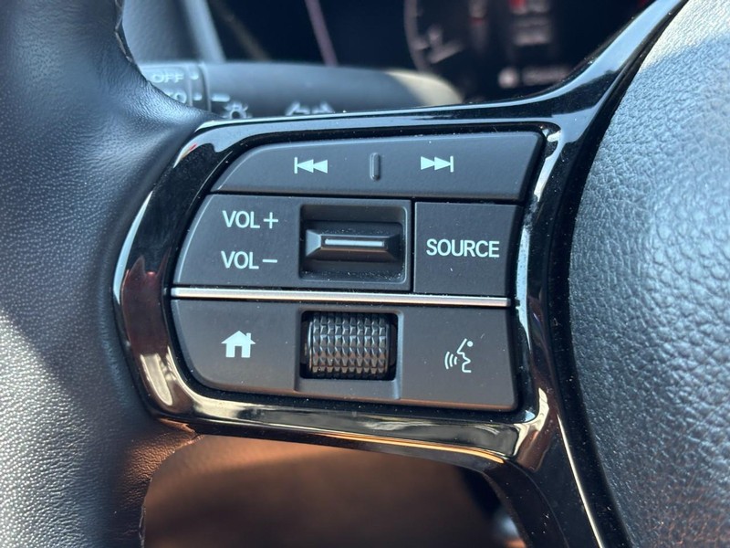 Honda Civic Hatchback Vehicle Image 19