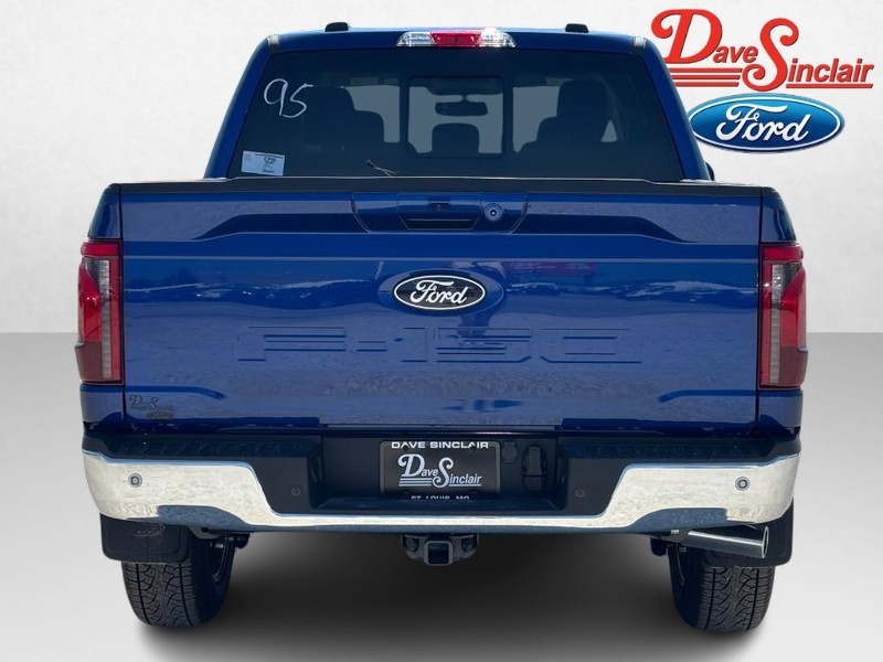 Ford F-150 Vehicle Full-screen Gallery Image 08