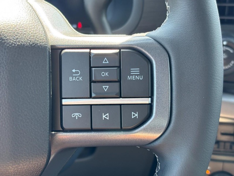 Ford F-150 Vehicle Full-screen Gallery Image 20