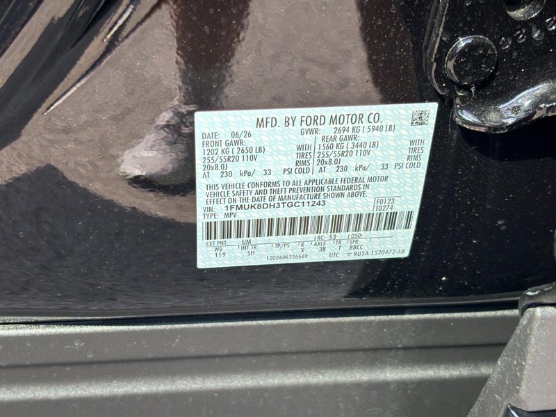 Ford Explorer Vehicle Image 26