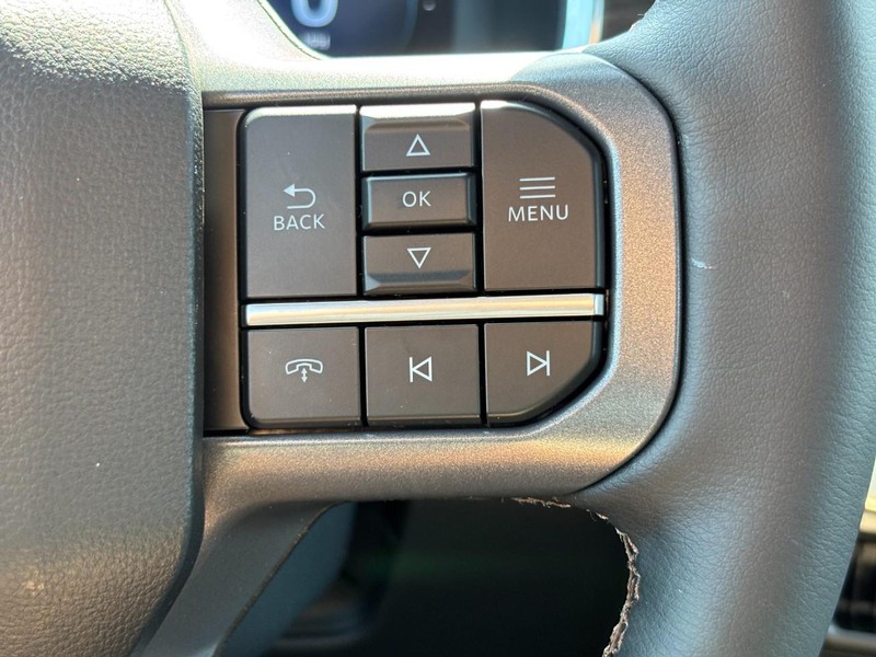 Ford F-150 Vehicle Full-screen Gallery Image 20
