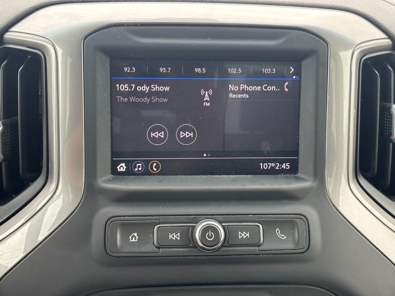 GMC Sierra 2500HD Vehicle Full-screen Gallery Image 21